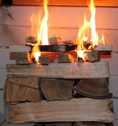 5 helle Flammen 245x260